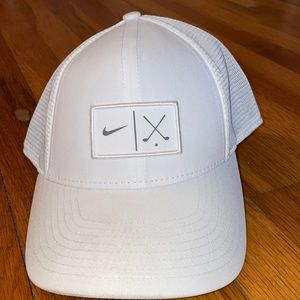 Nike golf hat
